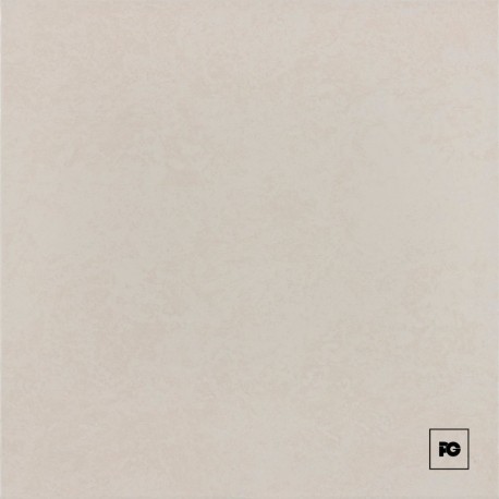 Piso cerámico color beige formato 45×45, modelo Alcala.